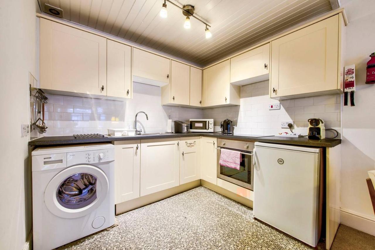 Joivy Charming Apt Close To City Centre Edinburgh Exterior photo